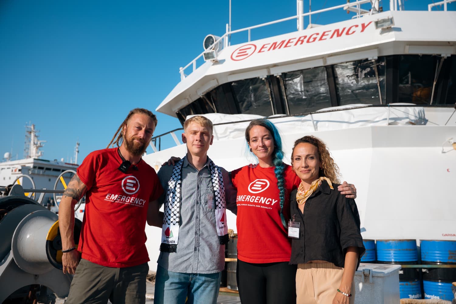 Ship to Gaza Sverige och Global Movement to Gaza Sweden besökte sjöräddningsfartyget Life Support innan avresa från Sicilien