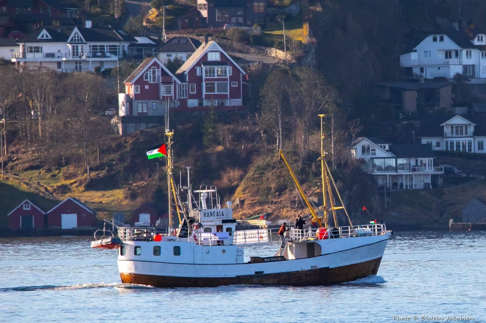 Ship to Gaza Sverige seglar igen För Gazas Barn!
